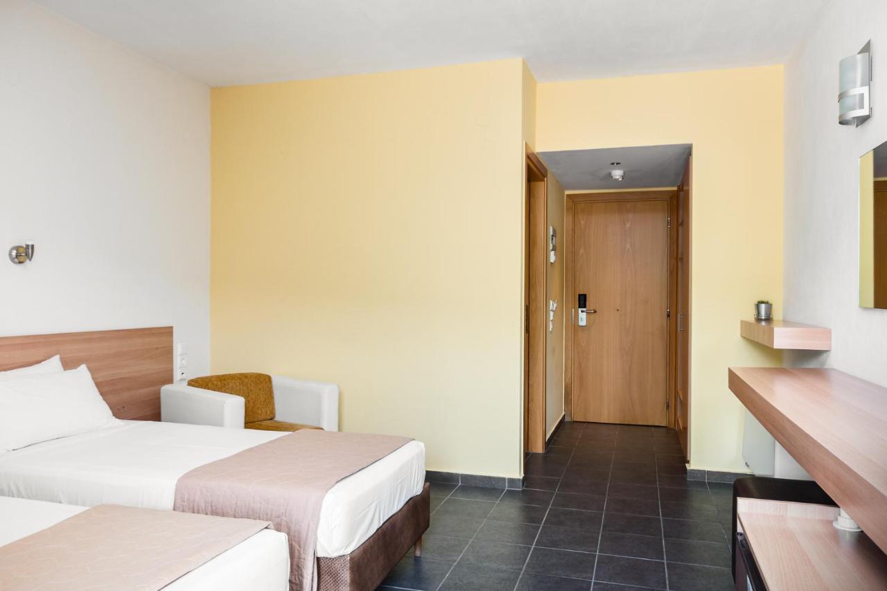 Gefiri Plakas Hotel, Tzoumerka מראה חיצוני תמונה