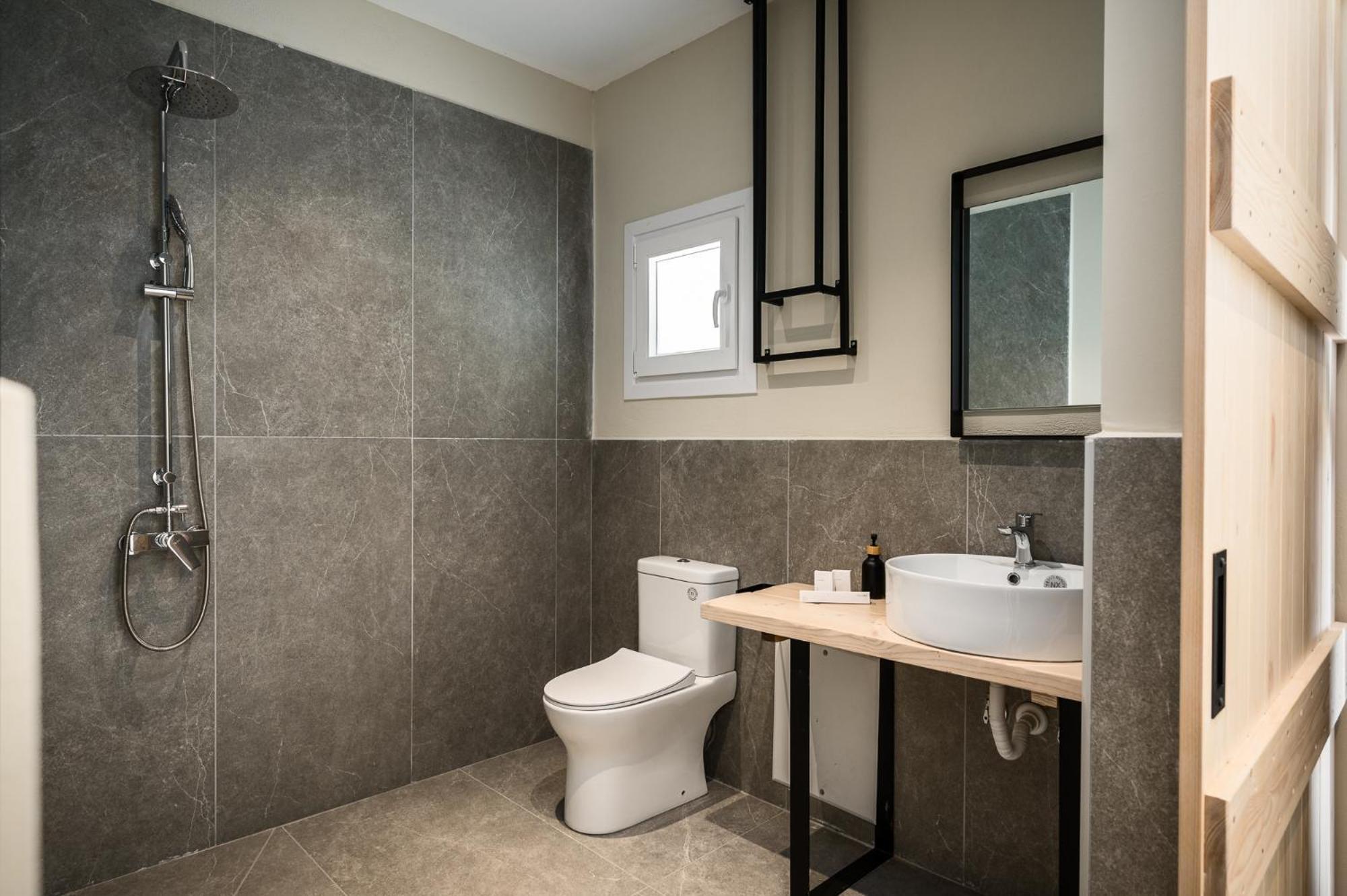 Gefiri Plakas Hotel, Tzoumerka מראה חיצוני תמונה