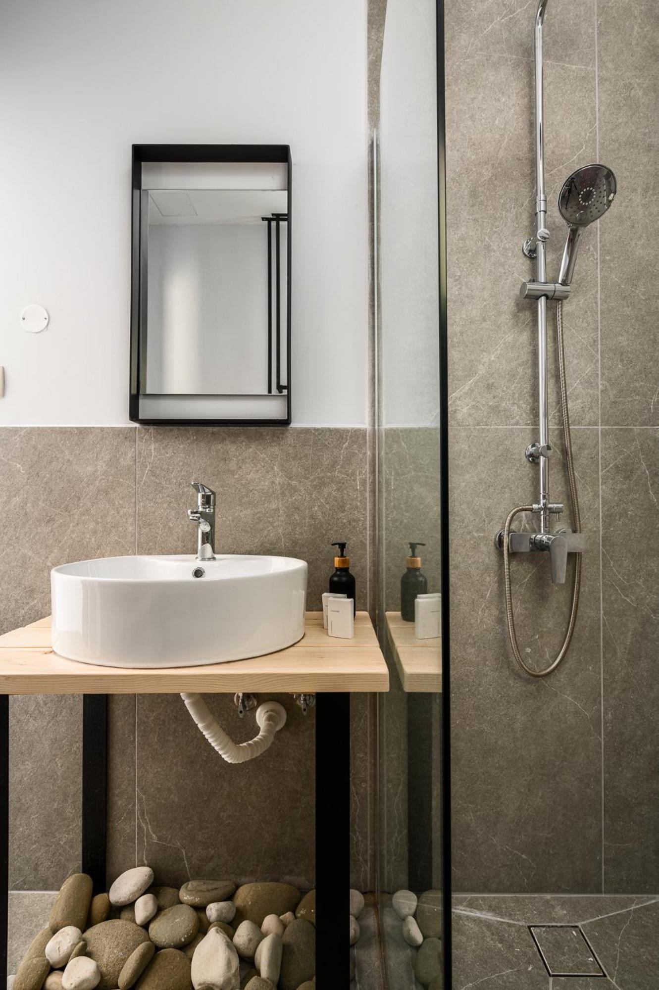 Gefiri Plakas Hotel, Tzoumerka מראה חיצוני תמונה