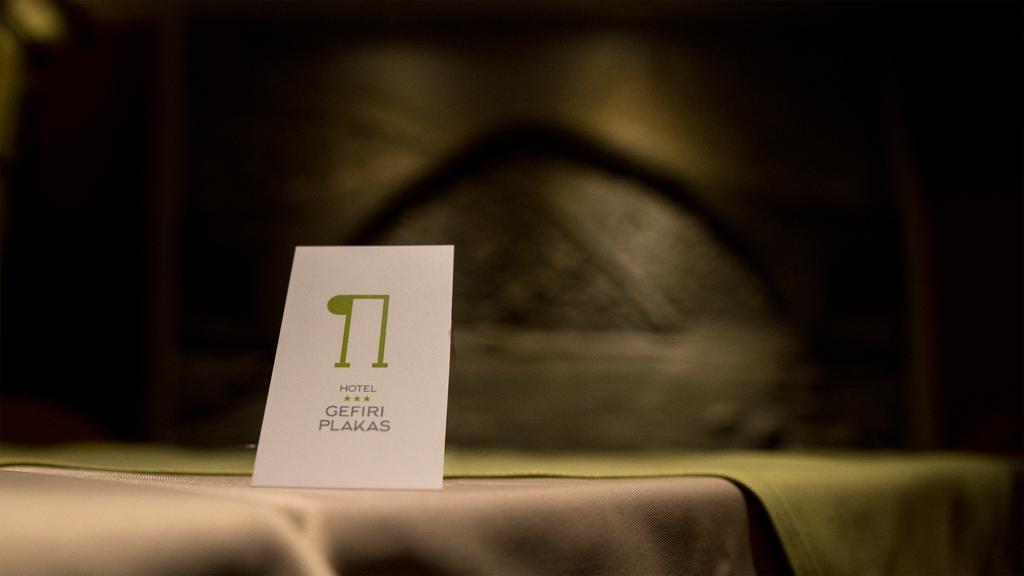 Gefiri Plakas Hotel, Tzoumerka מראה חיצוני תמונה